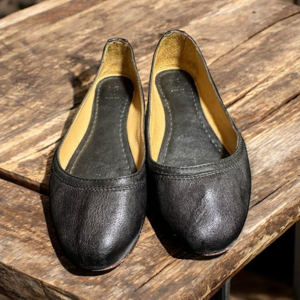 Frye Carson ballet flats black size 6.5